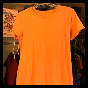 Coral/orange Hanes top